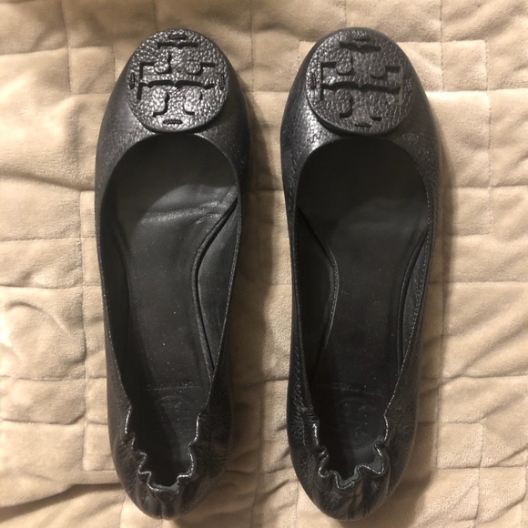 Tory Burch Shoes - Like new Tory Burch Flats size 8.5